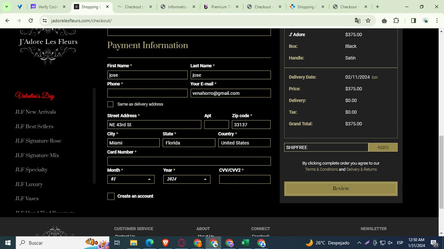 J’Adore Les Fleurs checkout page showing J’Adore Les Fleurs promo code box | Screenshot taken by SimplyCodes community member on Jan 31, 2024