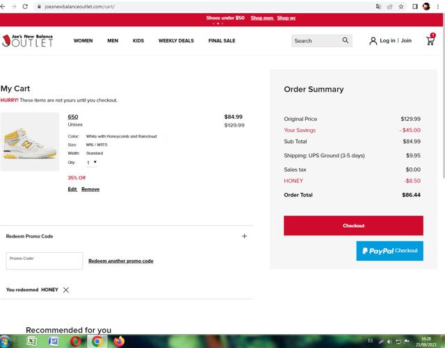 Joe's New Balance Outlet checkout page showing Joe's New Balance Outlet promo code box | Screenshot taken by SimplyCodes community member on Sep 25, 2023