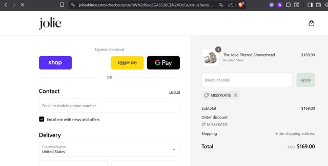 Jolie Skin Co checkout page showing Jolie Skin Co discount code box | Screenshot taken by SimplyCodes community member on Sep 5, 2025