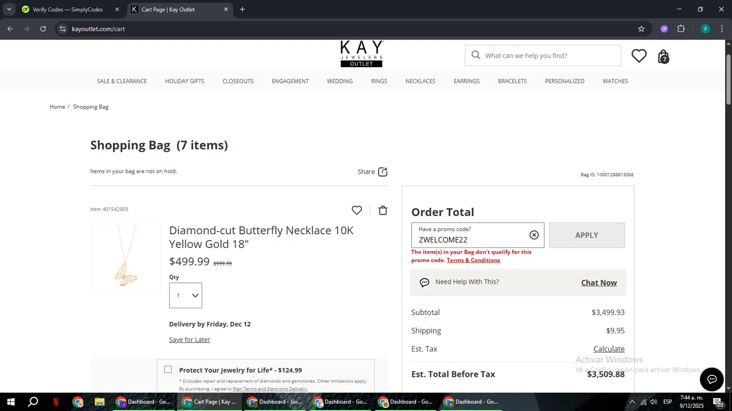 KayOutlet promo code screenshot showing code ZWELCOME22 applied at KayOutlet checkout page. Uploaded by SimplyCodes community member FrugalCaptain6906 on Dec 9, 2025