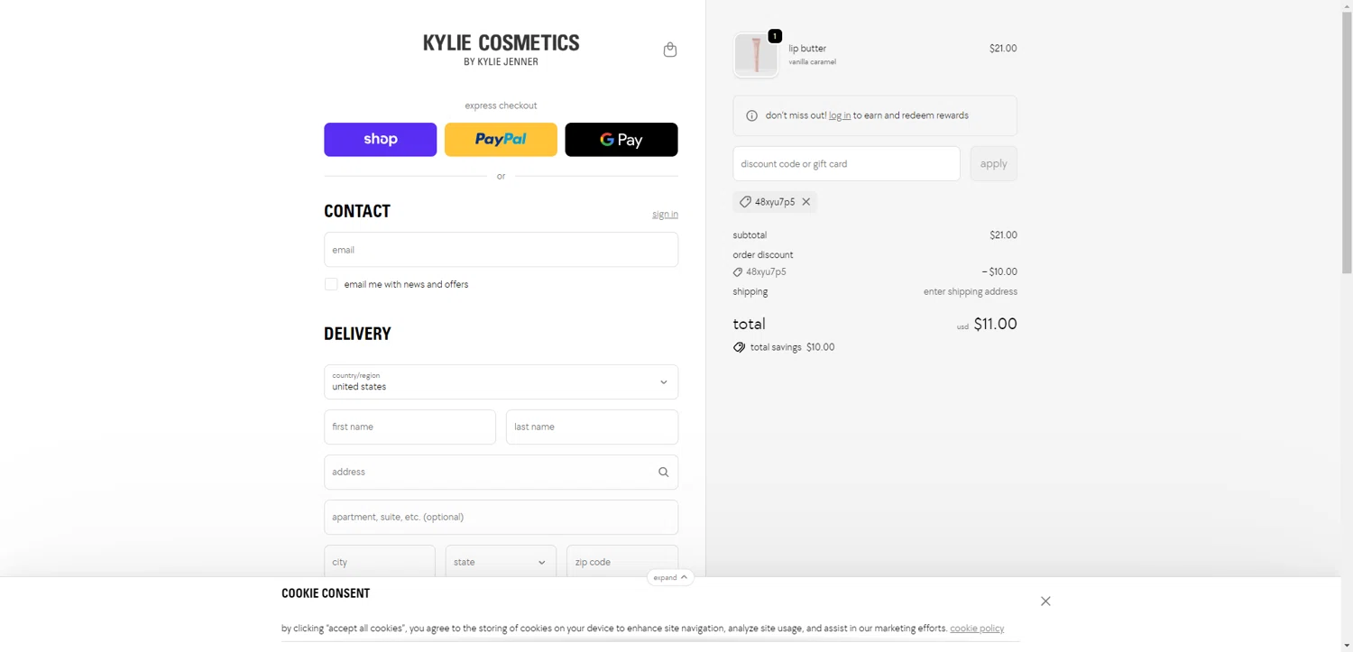 Kylie Skin discount code screenshot showing code 48XYU7P5 applied at Kylie Skin checkout page. Uploaded by SimplyCodes community member PennyRanger8219 on Dec 5, 2025