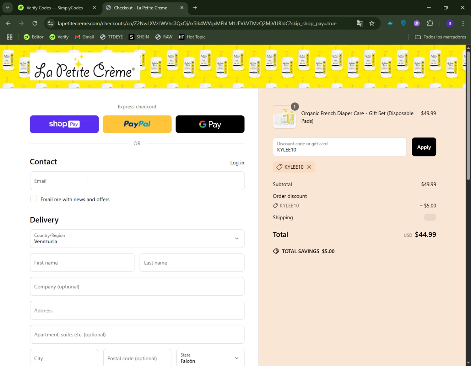 La Petite Creme promo code screenshot showing code KYLEE10 applied at La Petite Creme checkout page. Uploaded by SimplyCodes community member CapitanCentella on Jun 21, 2025
