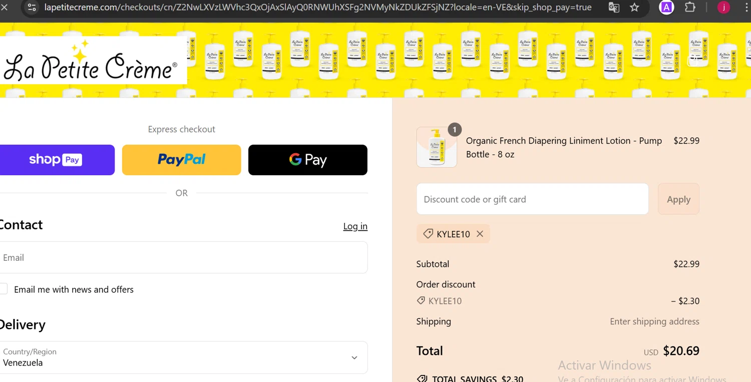 La Petite Creme promo code screenshot showing code KYLEE10 applied at La Petite Creme checkout page. Uploaded by SimplyCodes community member DiaCritics on Mar 11, 2025