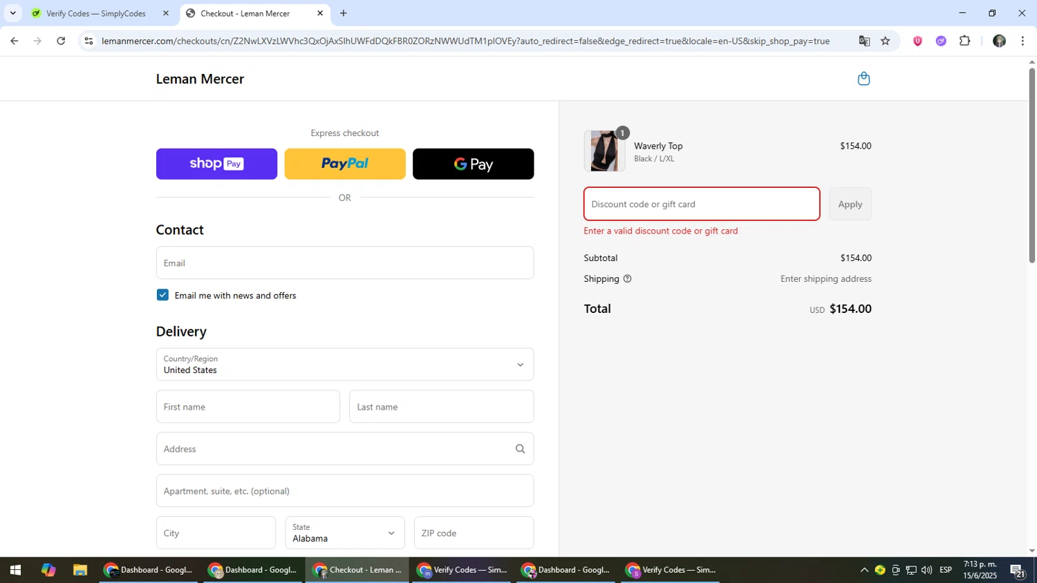 Leman Mercer promo code screenshot showing code WELCOME10 applied at Leman Mercer checkout page. Uploaded by SimplyCodes community member CleverLynx6871 on Jun 15, 2025