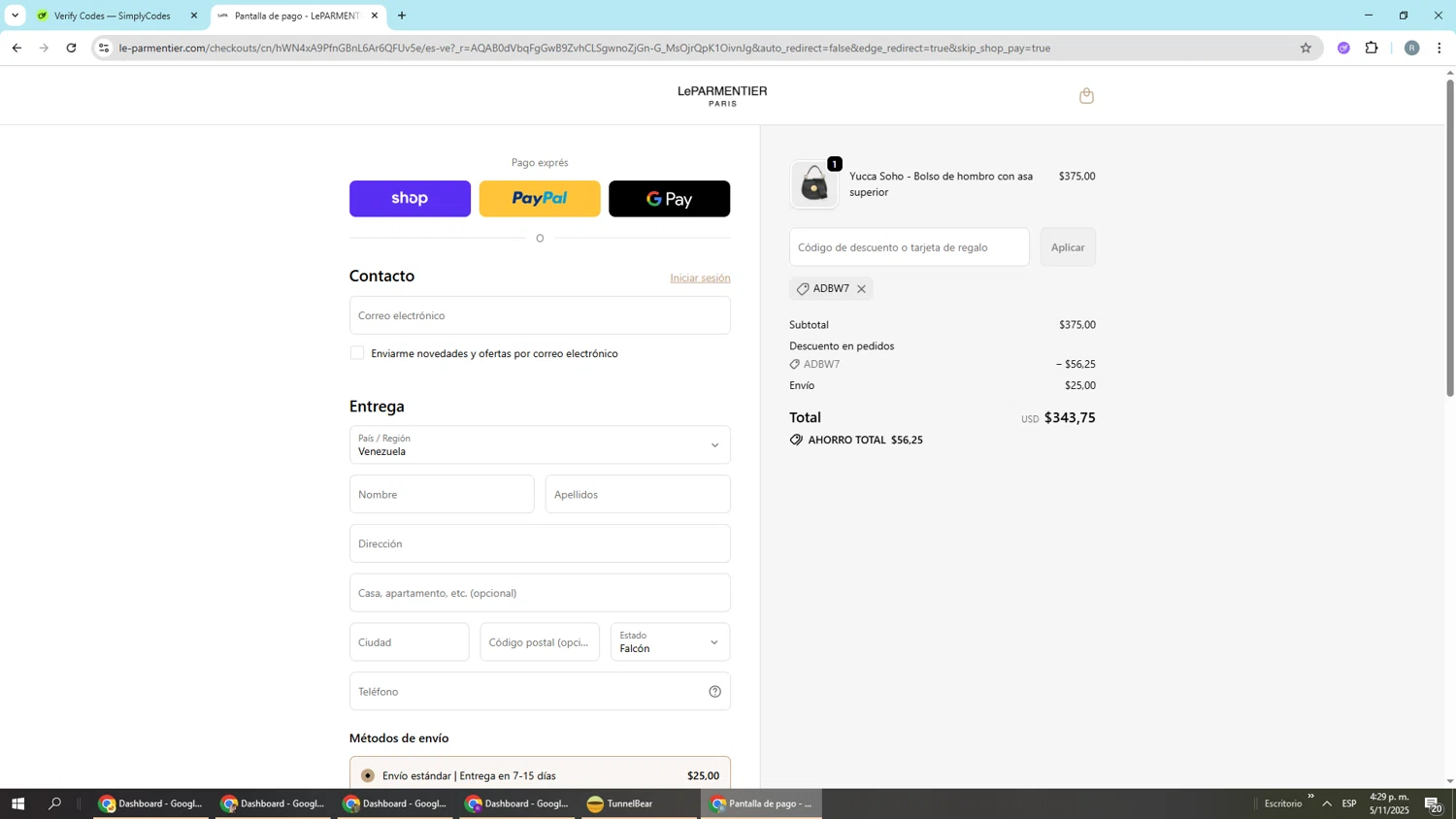 LeParmentier Paris promo code screenshot showing code ADBW7 applied at LeParmentier Paris checkout page. Uploaded by SimplyCodes community member Piolin on Nov 5, 2025