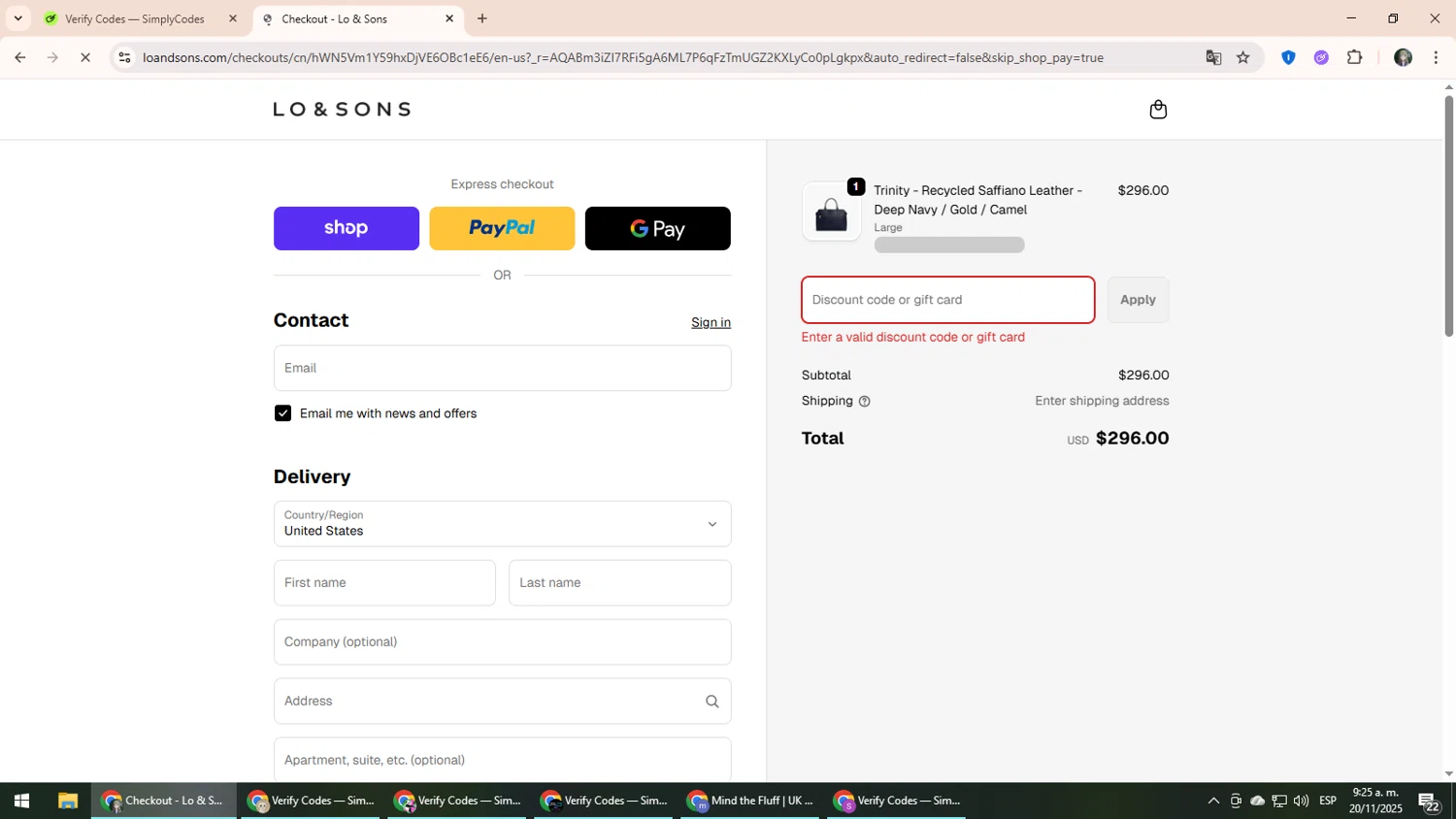 Lo & Sons coupon code screenshot showing code CNT25 applied at Lo & Sons checkout page. Uploaded by SimplyCodes community member CleverLynx6871 on Nov 20, 2025
