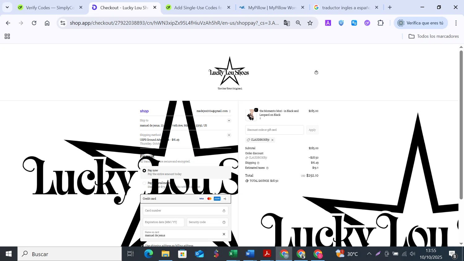 Lucky Lou Shoes promo code screenshot showing code Claudirox831 applied at Lucky Lou Shoes checkout page. Uploaded by SimplyCodes community member MANUELURBINA on Oct 10, 2025