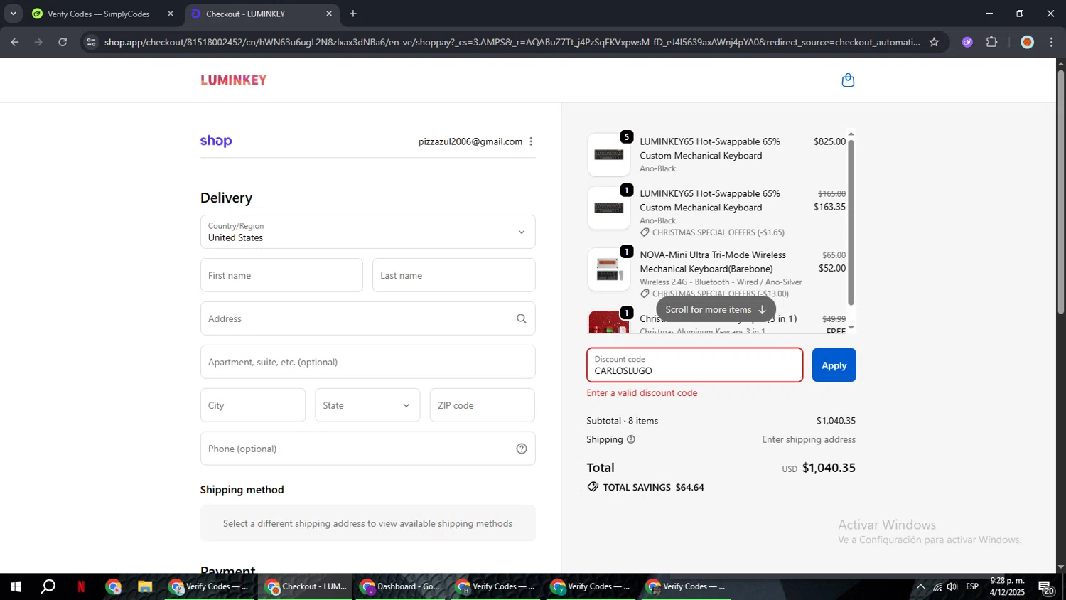 LUMINKEY discount code screenshot showing code CARLOSLUGO applied at LUMINKEY checkout page. Uploaded by SimplyCodes community member BonusCaptain9927 on Dec 5, 2025