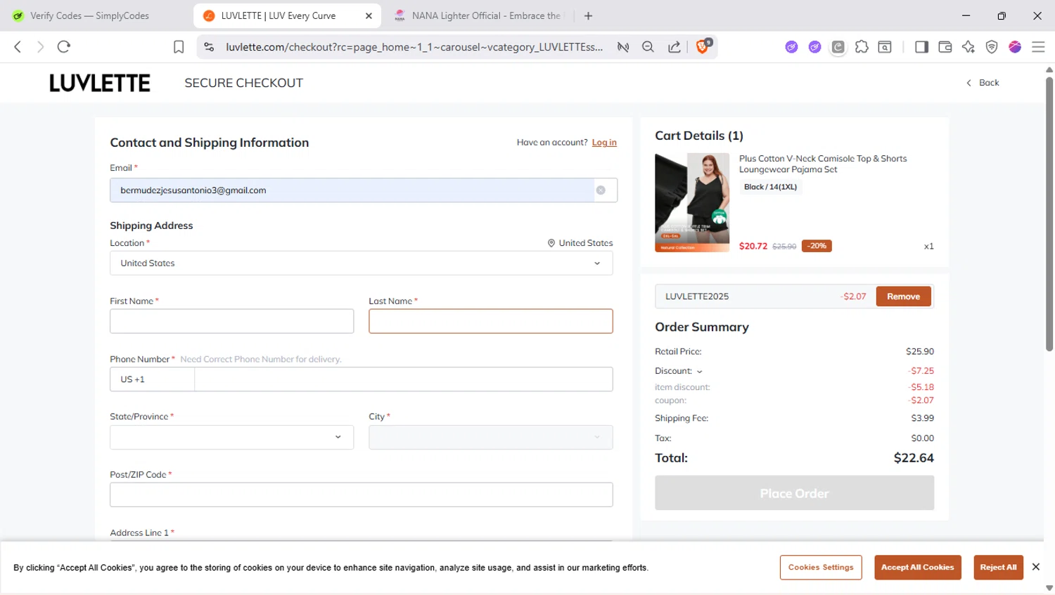 Luvlette promo code screenshot showing code LUVLETTE2025 applied at Luvlette checkout page. Uploaded by SimplyCodes community member SapeGato on Sep 4, 2025
