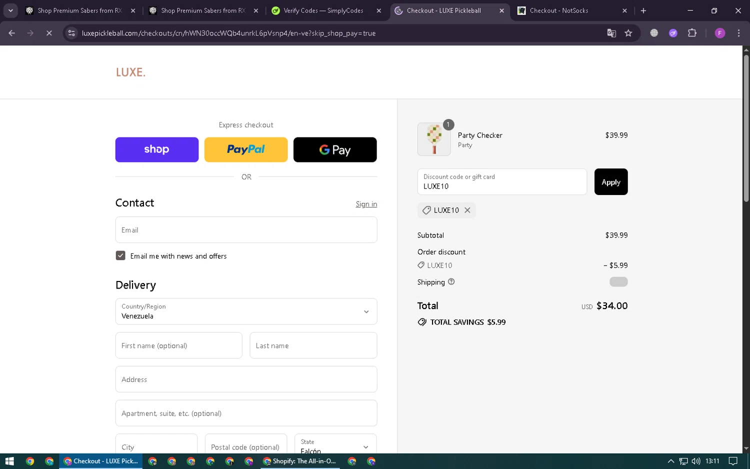 LUXE Pickleball discount code screenshot showing code LUXE10 applied at LUXE Pickleball checkout page. Uploaded by SimplyCodes community member CleverSpotter6431 on Sep 15, 2025