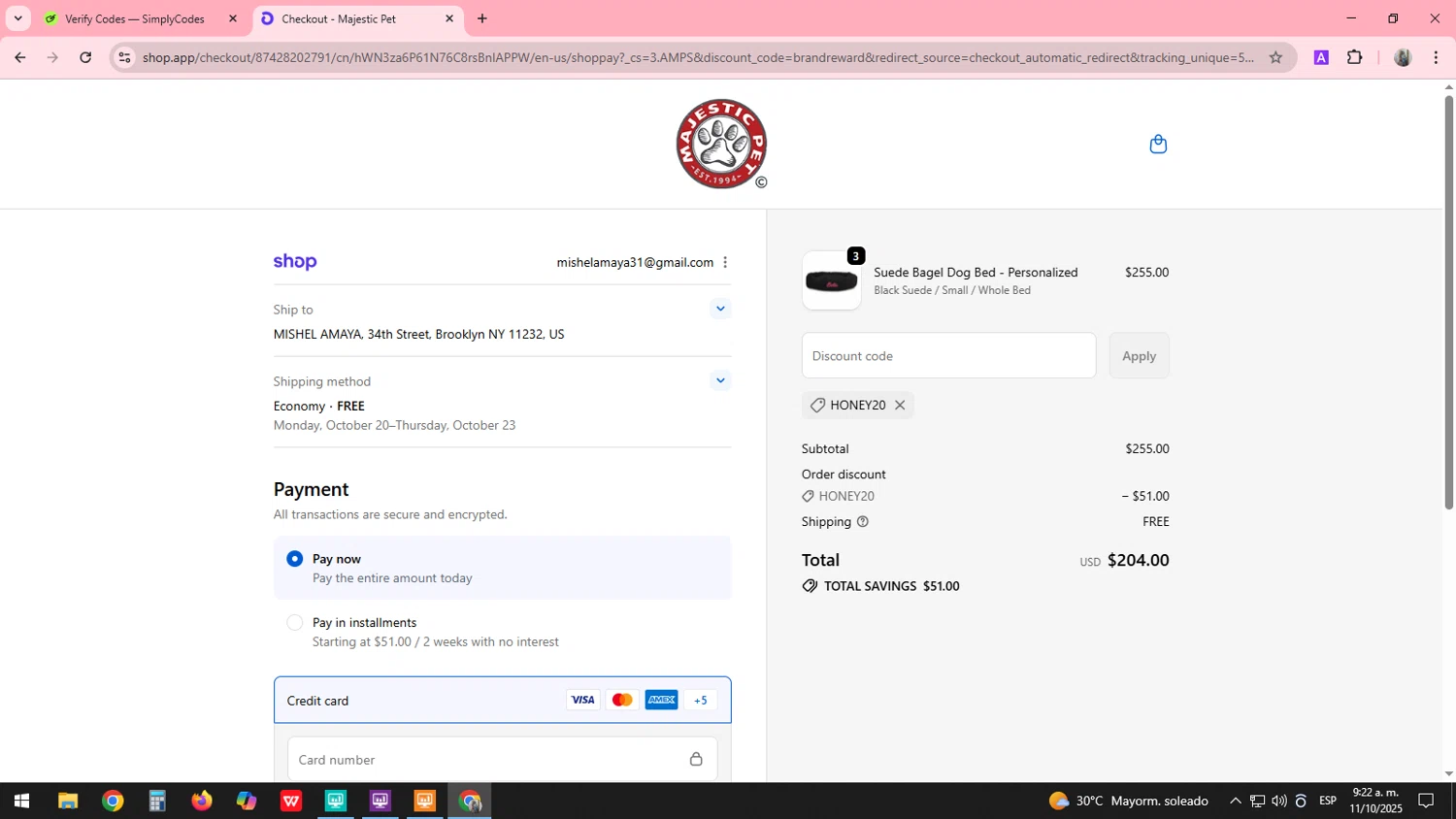 Majestic Pet coupon code screenshot showing code HONEY20 applied at Majestic Pet checkout page. Uploaded by SimplyCodes community member SARAI13 on Oct 11, 2025