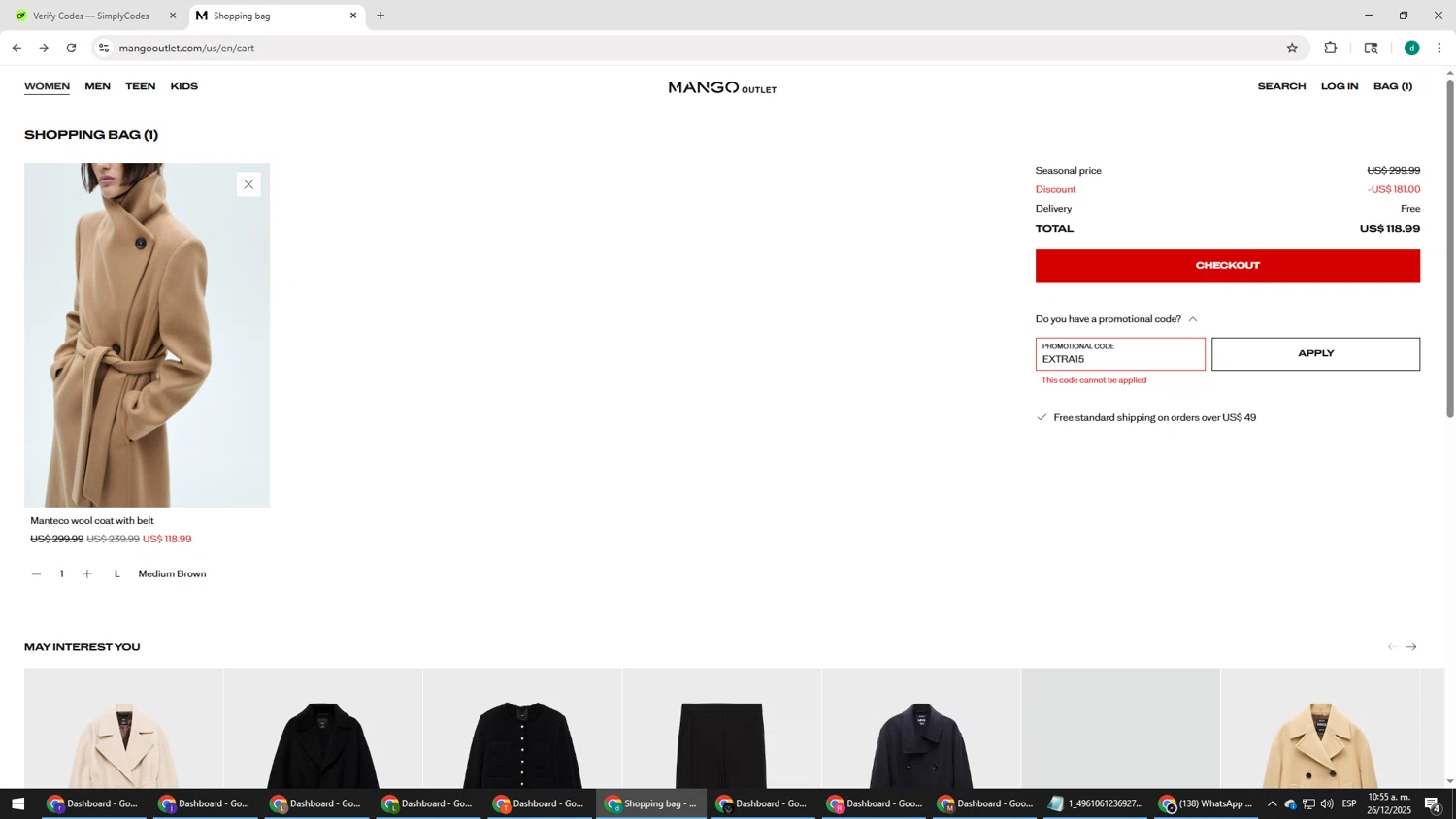 Mango Outlet promo code screenshot showing code EXTRA15 applied at Mango Outlet checkout page. Uploaded by SimplyCodes community member HEROESCUDA on Dec 26, 2025