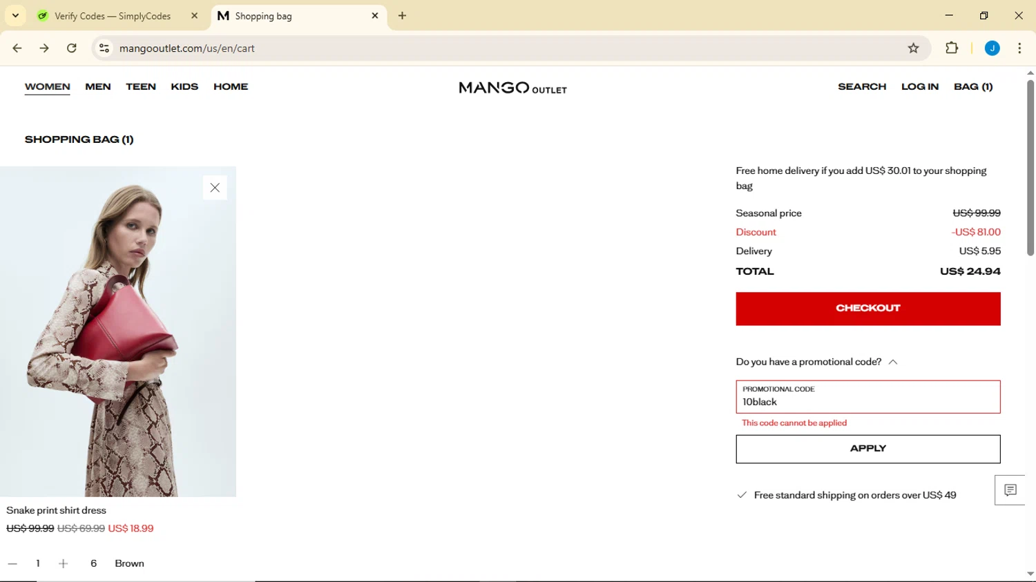 Mango Outlet promo code screenshot showing code 10black applied at Mango Outlet checkout page. Uploaded by SimplyCodes community member Luisitoxd12 on Dec 5, 2025