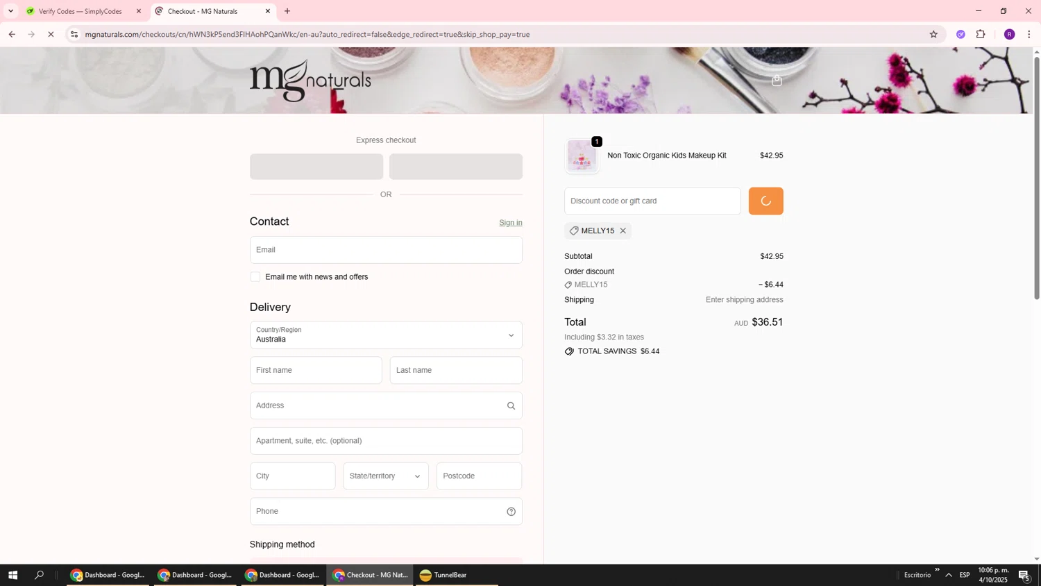 MG Naturals discount code screenshot showing code Melly15 applied at MG Naturals checkout page. Uploaded by SimplyCodes community member ukemochi on Oct 5, 2025