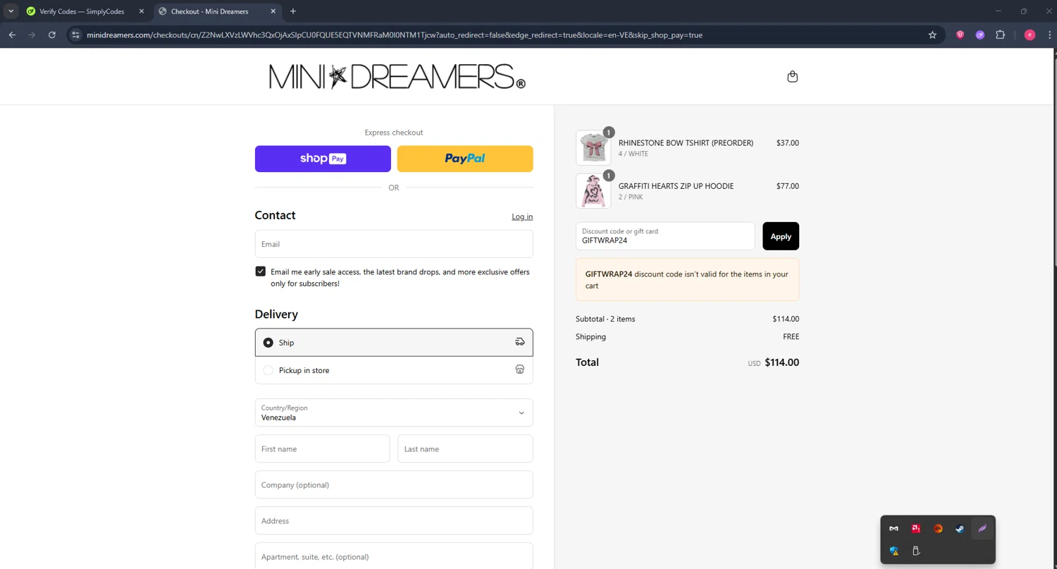 Mini Dreamers promo code screenshot showing code GIFTWRAP24 applied at Mini Dreamers checkout page. Uploaded by SimplyCodes community member TreasureWarden457 on Jul 9, 2025