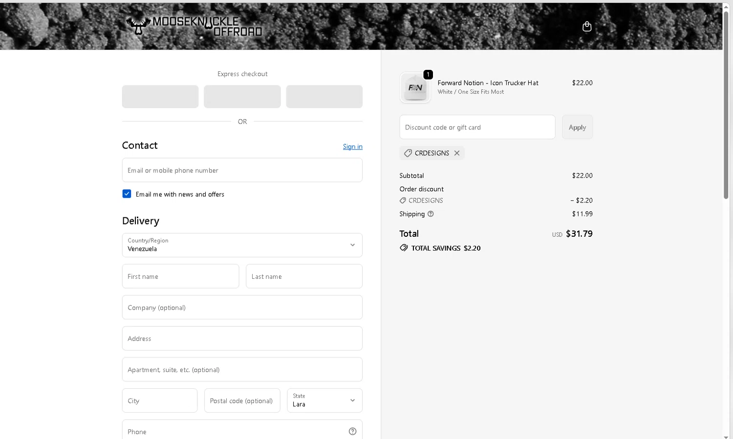 Moose Knuckle promo code screenshot showing code CRDESIGNS applied at Moose Knuckle checkout page. Uploaded by SimplyCodes community member Turiderss on Oct 21, 2025