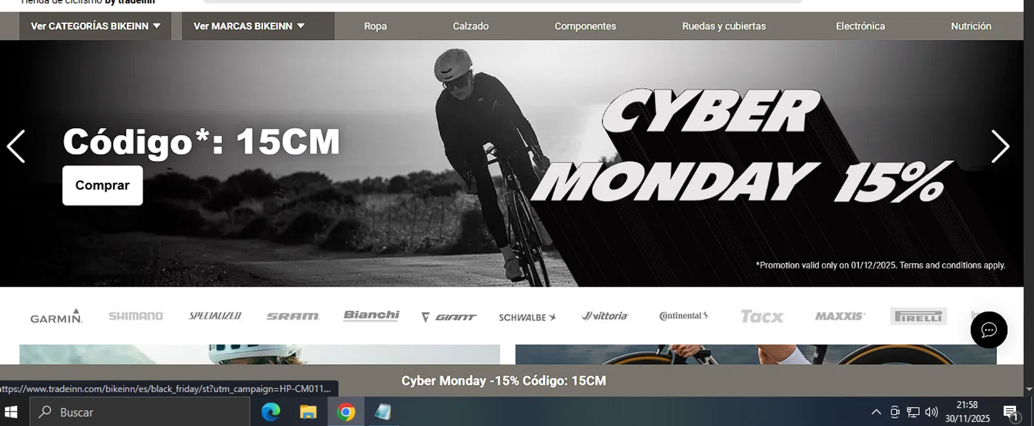 Motardinn promo code screenshot showing code 15CM applied at Motardinn checkout page. Uploaded by SimplyCodes community member josegarcia6 on Dec 1, 2025