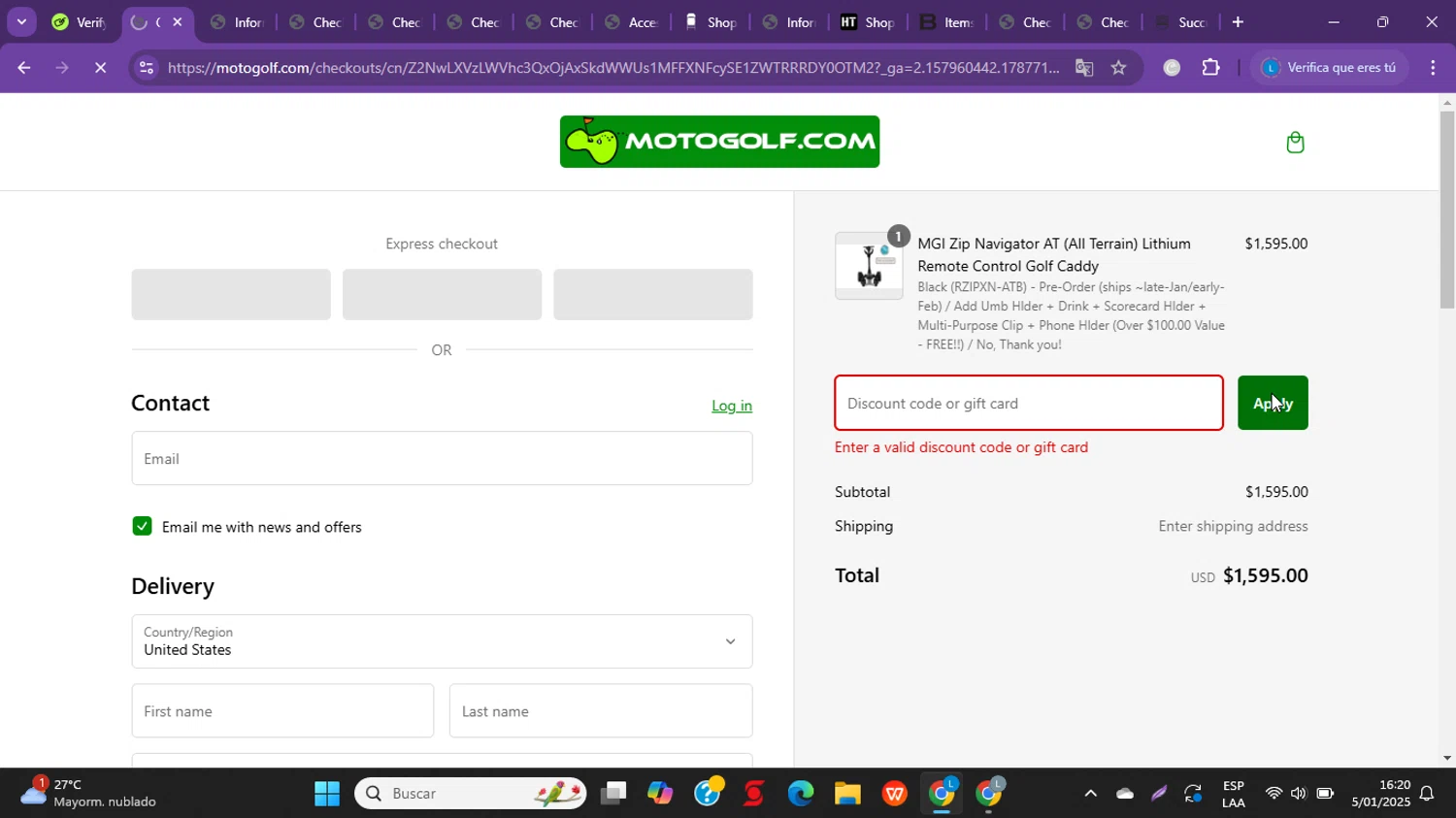 Motogolf discount code screenshot showing code FREESHIP applied at Motogolf checkout page. Uploaded by SimplyCodes community member Suarez on Jan 5, 2025