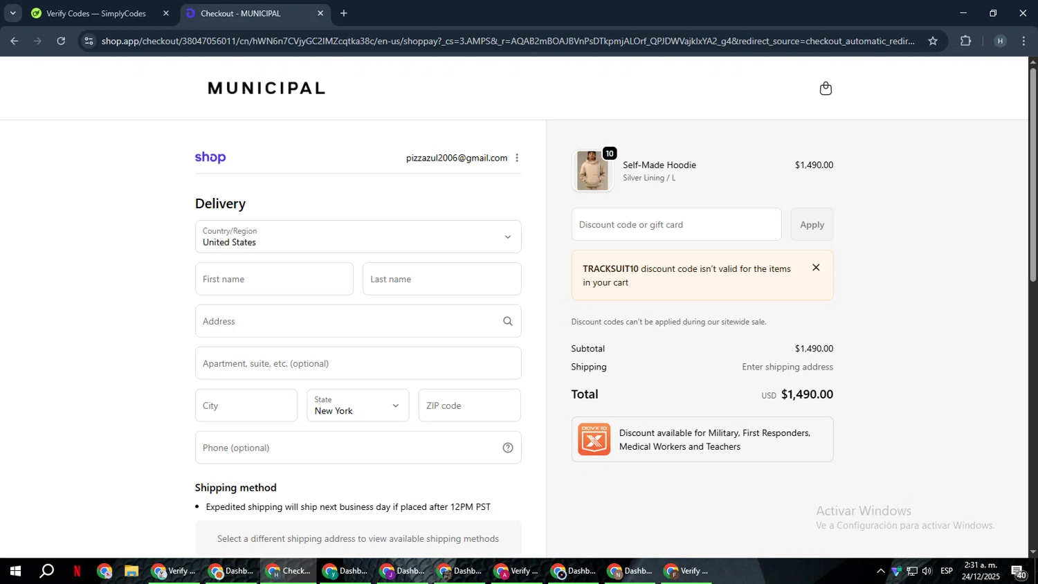 MUNICIPAL discount code screenshot showing code TRACKSUIT10 applied at MUNICIPAL checkout page. Uploaded by SimplyCodes community member YAMAHA on Dec 24, 2025