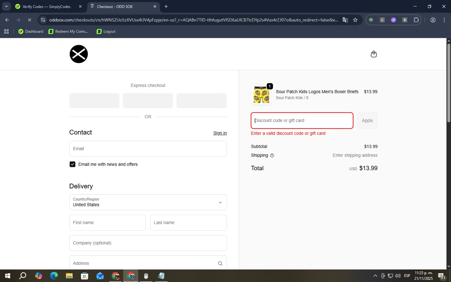 Odd Sox promo code screenshot showing code LASTCHANCE25 applied at Odd Sox checkout page. Uploaded by SimplyCodes community member QuestVoyager445 on Nov 22, 2025