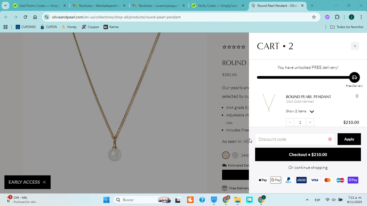 Olivia & Pearl promo code screenshot showing code 25SAVOO applied at Olivia & Pearl checkout page. Uploaded by SimplyCodes community member jorgejavierherrera on Nov 8, 2025