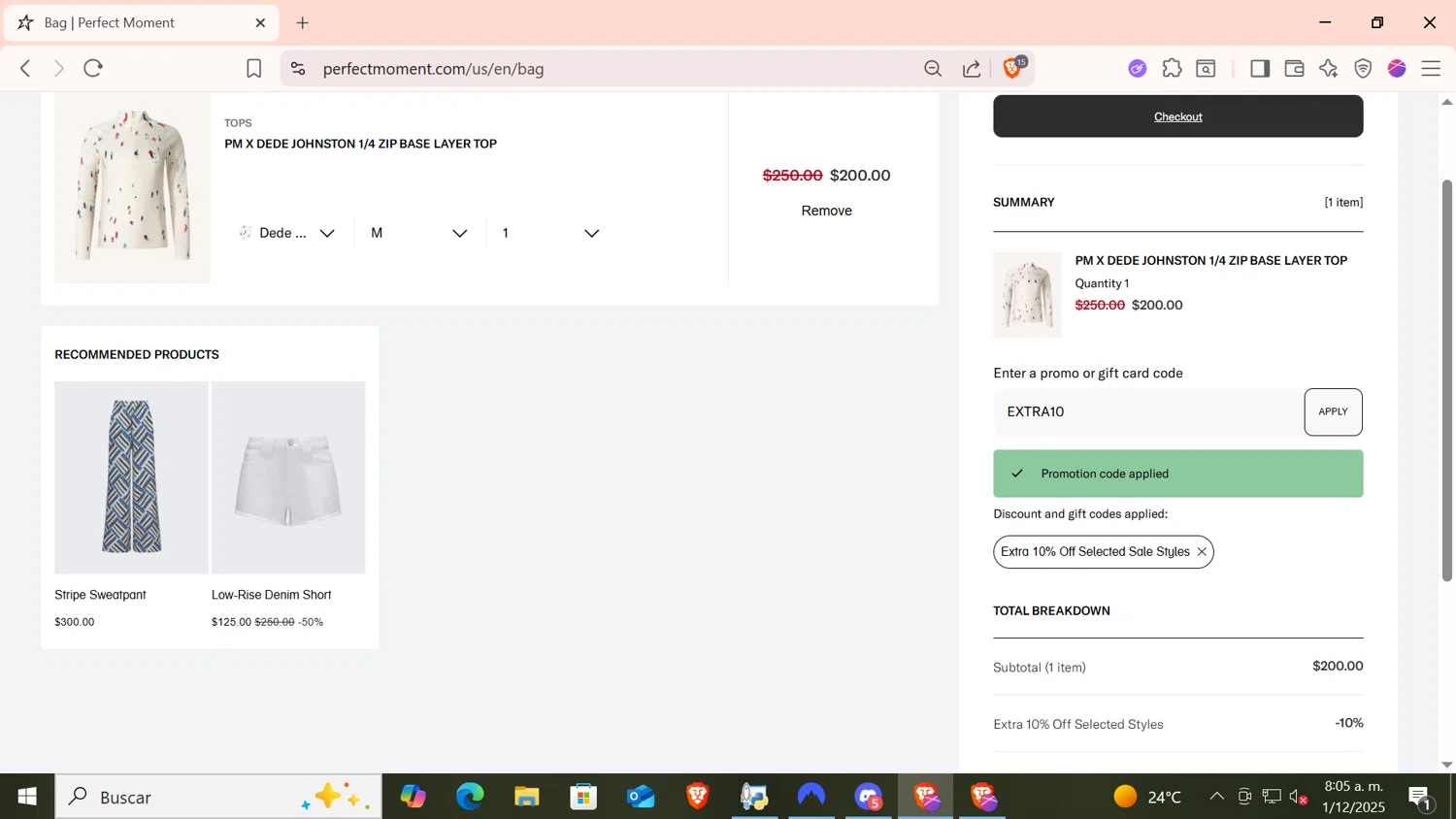 Perfect Moment checkout page showing Perfect Moment promo code box | Screenshot taken by SimplyCodes community member on Dec 1, 2025