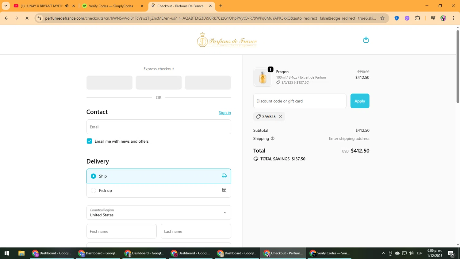 Parfums de France discount code screenshot showing code SAVE25 applied at Parfums de France checkout page. Uploaded by SimplyCodes community member Vanmanuel on Dec 1, 2025