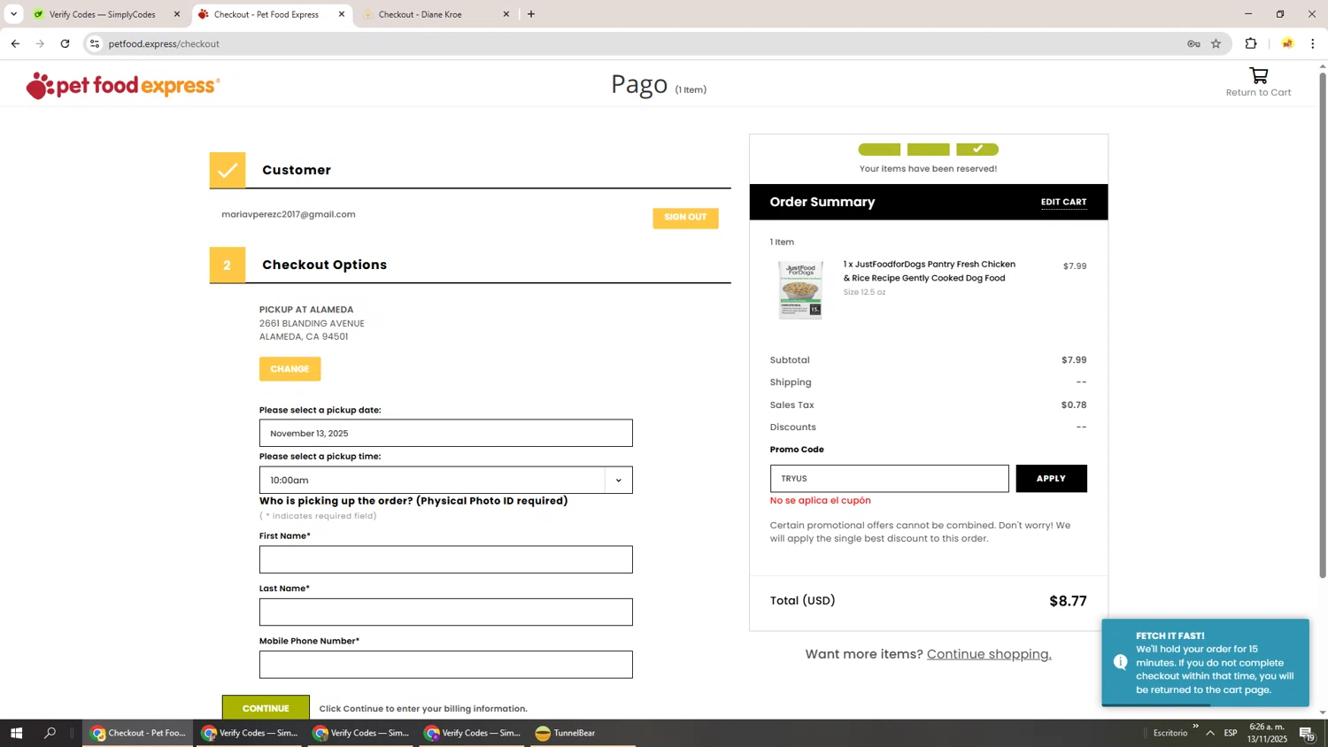 Pet Food Express promo code screenshot showing code TRYUS applied at Pet Food Express checkout page. Uploaded by SimplyCodes community member Richard251 on Nov 13, 2025