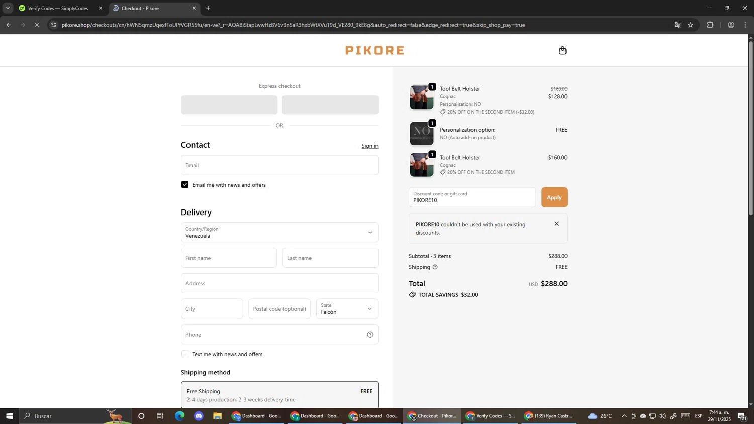 Pikore promo code screenshot showing code PIKORE10 applied at Pikore checkout page. Uploaded by SimplyCodes community member Pirlo420 on Nov 29, 2025