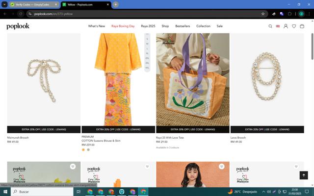 Poplook checkout page showing Poplook promo code box | Screenshot taken by SimplyCodes community member on Apr 1, 2025