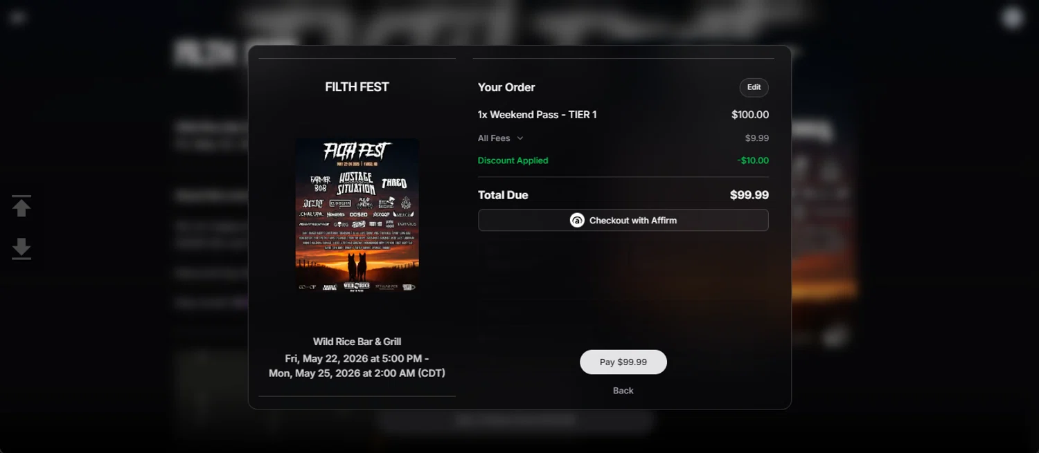 Posh.vip promo code screenshot showing code HIPPY applied at Posh.vip checkout page. Uploaded by SimplyCodes community member 111111 on Nov 24, 2025