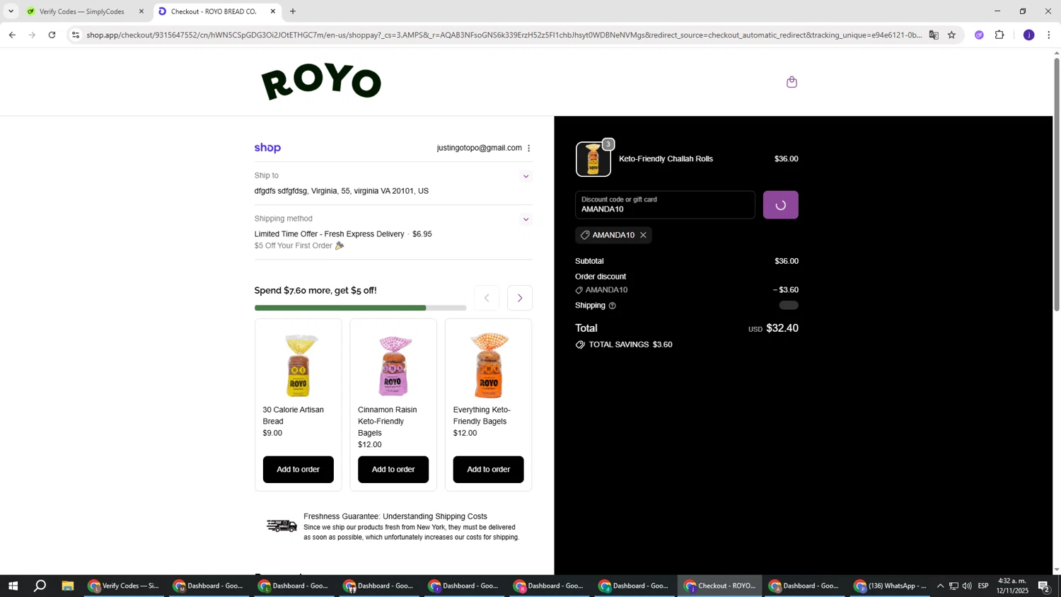 Royo Bread discount code screenshot showing code AMANDA10 applied at Royo Bread checkout page. Uploaded by SimplyCodes community member simplycodesssss on Nov 12, 2025