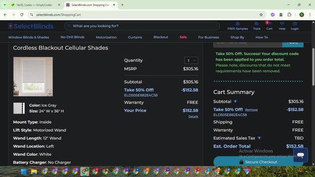 SelectBlinds checkout page showing SelectBlinds promo code box | Screenshot taken by SimplyCodes community member on Aug 21, 2025