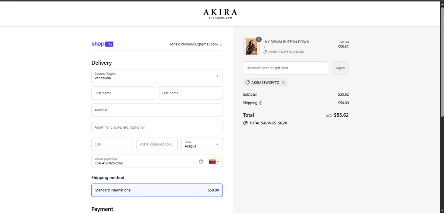 Akira promo code screenshot showing code AKIRA15WXFYTG applied at Akira checkout page. Uploaded by SimplyCodes community member davisams on Aug 26, 2025