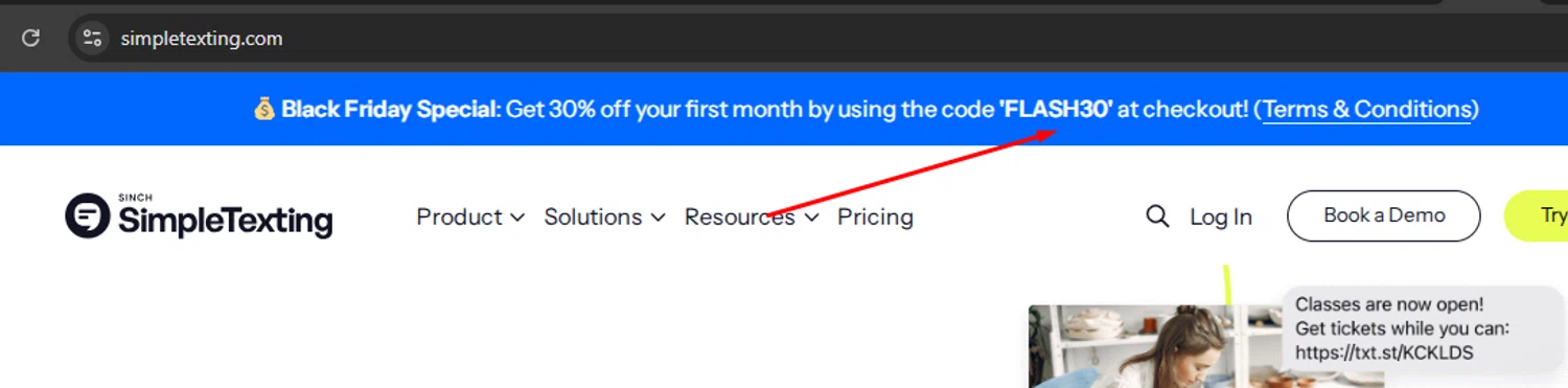SimpleTexting promo code screenshot showing code FLASH30 applied at SimpleTexting checkout page. Uploaded by SimplyCodes community member argenygalvez on Nov 25, 2025