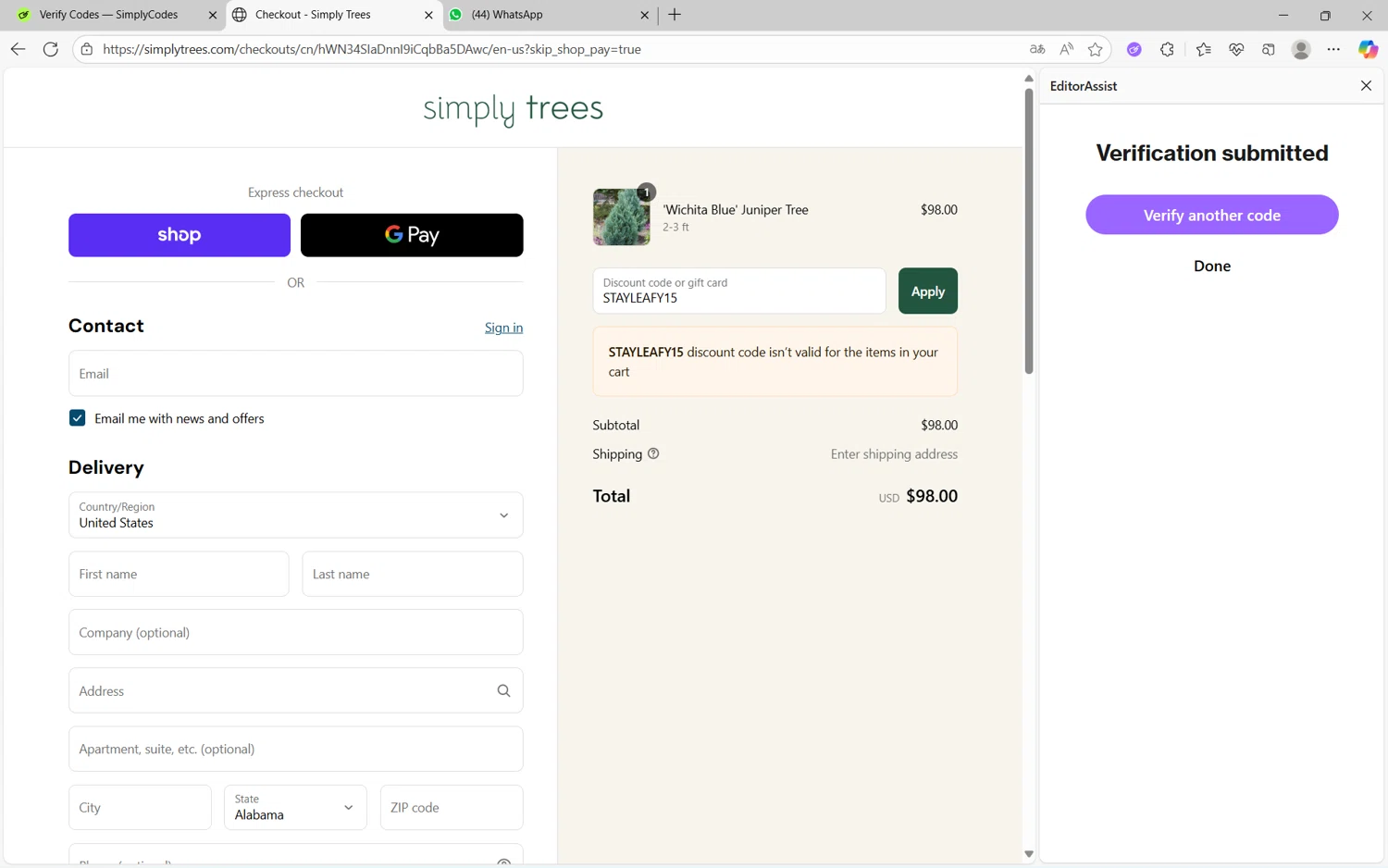 Simply Trees discount code screenshot showing code STAYLEAFY15 applied at Simply Trees checkout page. Uploaded by SimplyCodes community member juanx1702 on Sep 17, 2025