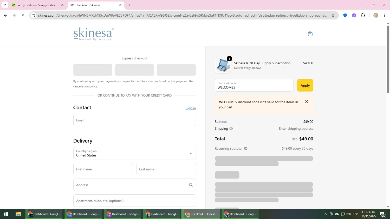 Skinesa discount code screenshot showing code WELCOME5 applied at Skinesa checkout page. Uploaded by SimplyCodes community member NobleScholar4826 on Nov 16, 2025