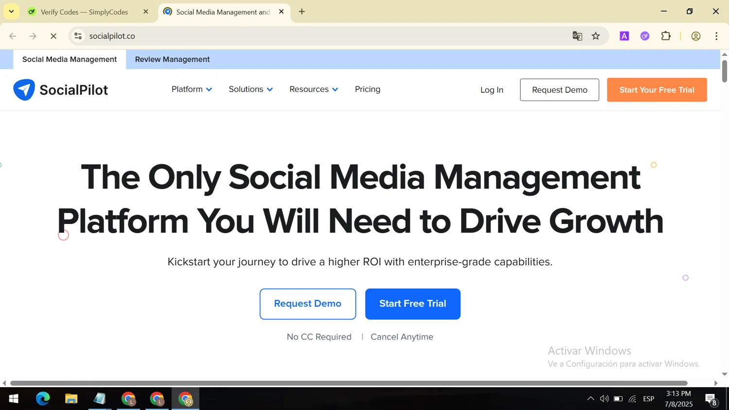 SocialPilot coupon code screenshot showing code RETURN40 applied at SocialPilot checkout page. Uploaded by SimplyCodes community member PromoPioneer7268 on Jul 8, 2025