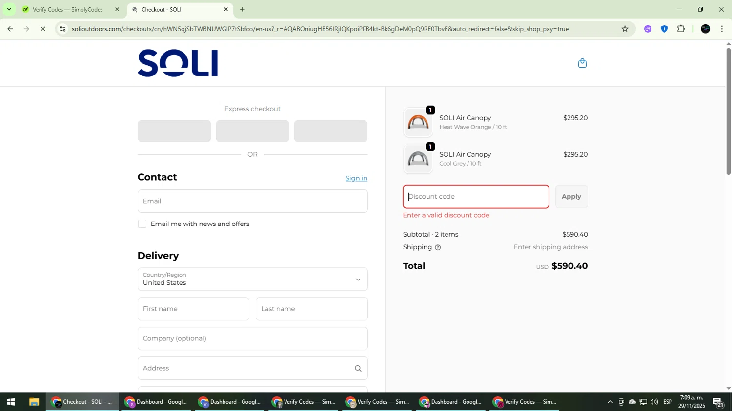 SOLI Outdoors discount code screenshot showing code CAROLYNBRADEN applied at SOLI Outdoors checkout page. Uploaded by SimplyCodes community member CarmenVGR on Nov 29, 2025