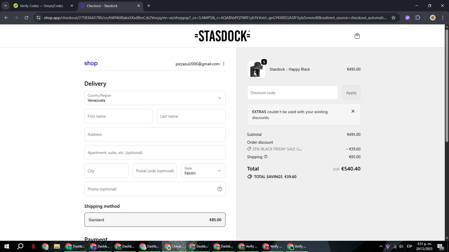 Stasdock promo code screenshot showing code EXTRA5 applied at Stasdock checkout page. Uploaded by SimplyCodes community member BonusCaptain9927 on Dec 20, 2025