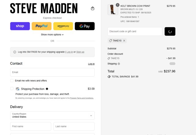 Steve Madden checkout page showing Steve Madden discount code box | Screenshot taken by SimplyCodes community member on Sep 3, 2025