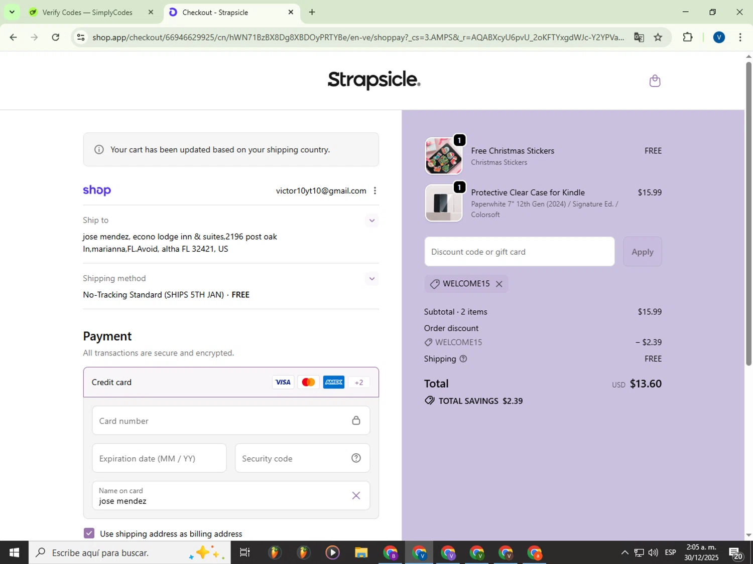 Strapsicle discount code screenshot showing code WELCOME15 applied at Strapsicle checkout page. Uploaded by SimplyCodes community member Garou_Y2K on Dec 30, 2025