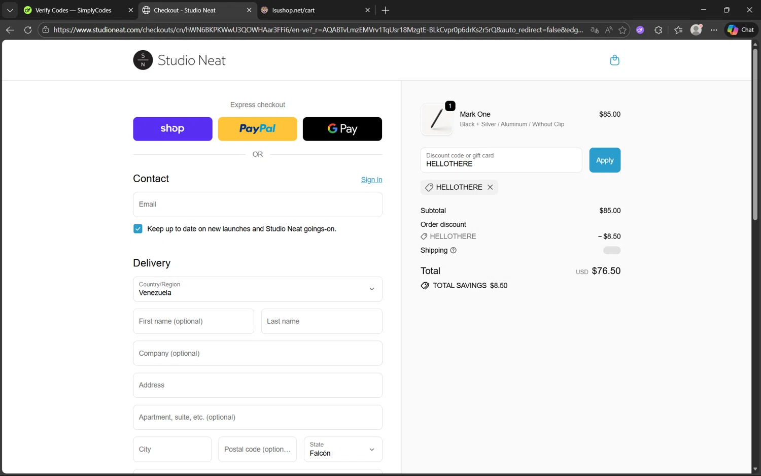 Studio Neat discount code screenshot showing code HELLOTHERE applied at Studio Neat checkout page. Uploaded by SimplyCodes community member Yuyu12 on Dec 8, 2025