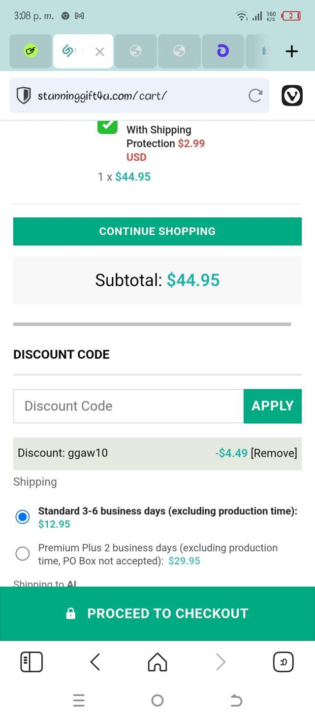 Stunning Gift Store checkout page showing Stunning Gift Store discount code box | Screenshot taken by SimplyCodes community member on Jun 15, 2025