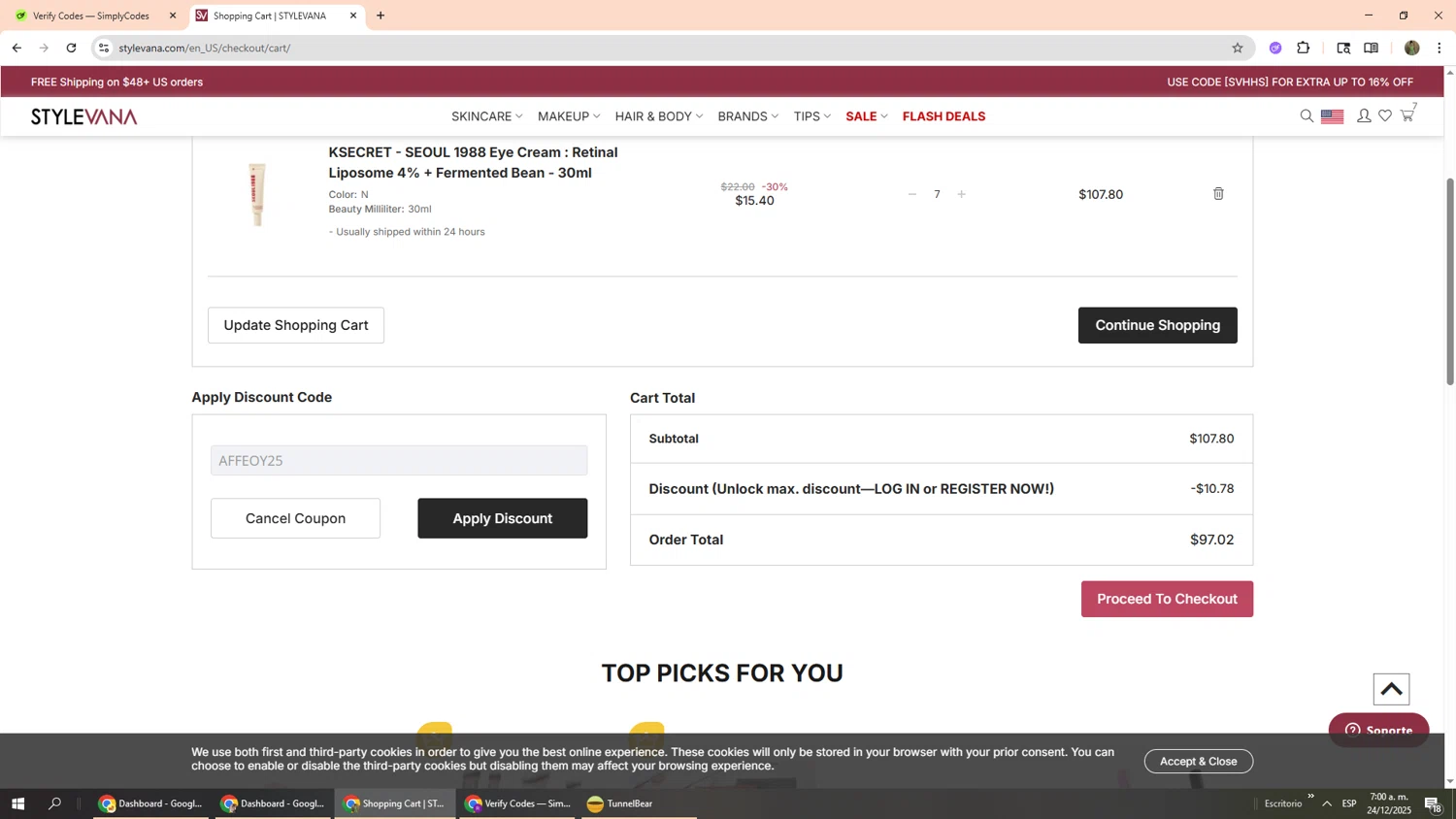 Stylevana coupon code screenshot showing code AFFEOY25 applied at Stylevana checkout page. Uploaded by SimplyCodes community member Phoenix585 on Dec 24, 2025