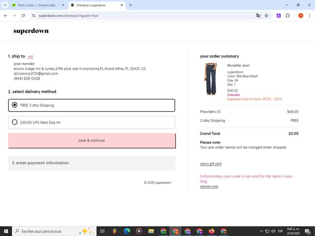 Superdown checkout page showing Superdown promo code box | Screenshot taken by SimplyCodes community member on Aug 22, 2025