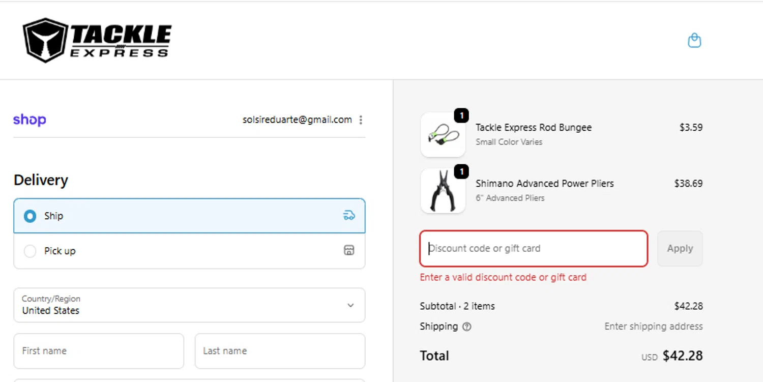 Tackle Express discount code screenshot showing code HALIQUEEN10 applied at Tackle Express checkout page. Uploaded by SimplyCodes community member eudorasuarez on Dec 7, 2025