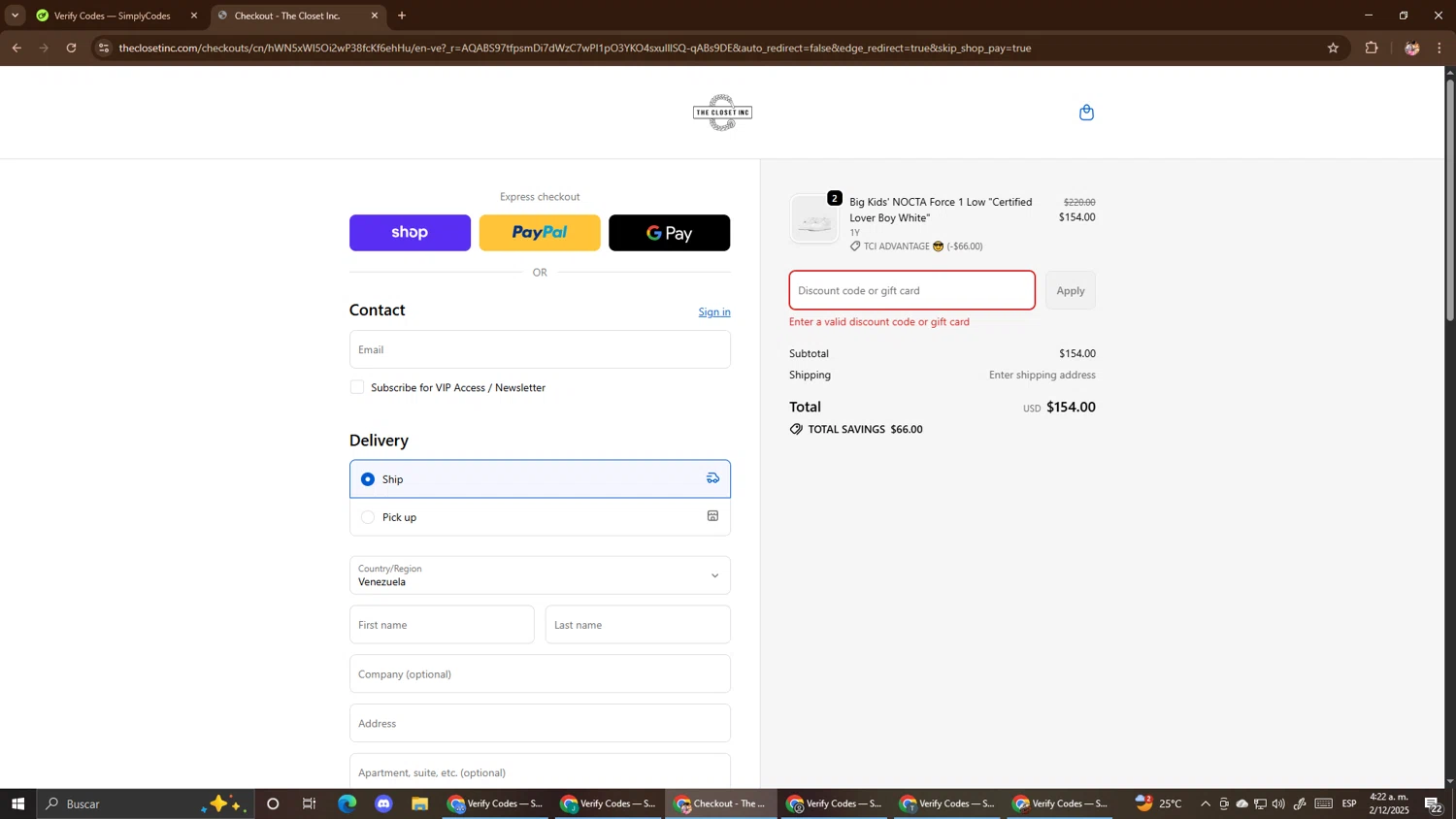 The Closet Inc promo code screenshot showing code BFCM applied at The Closet Inc checkout page. Uploaded by SimplyCodes community member El_mynor on Dec 2, 2025