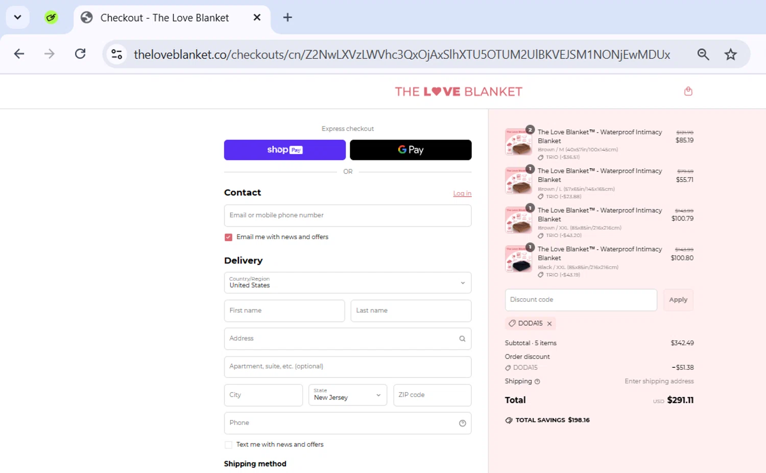 The Love Blanket discount code screenshot showing code DODA15 applied at The Love Blanket checkout page. Uploaded by SimplyCodes community member ExtraordinarySeeker9807 on Jun 16, 2025