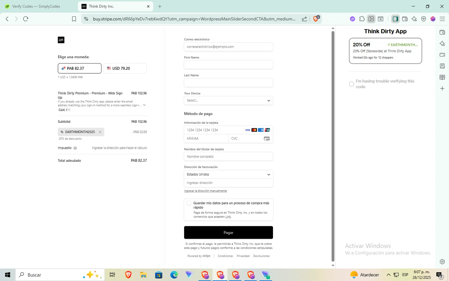 Think Dirty App promo code screenshot showing code EARTHMONTH2025 applied at Think Dirty App checkout page. Uploaded by SimplyCodes community member Puta_madre10 on Dec 26, 2025